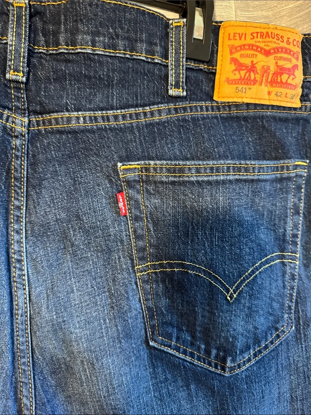 Levi's Men's Relaxed Jeans — Deep Indigo Blue